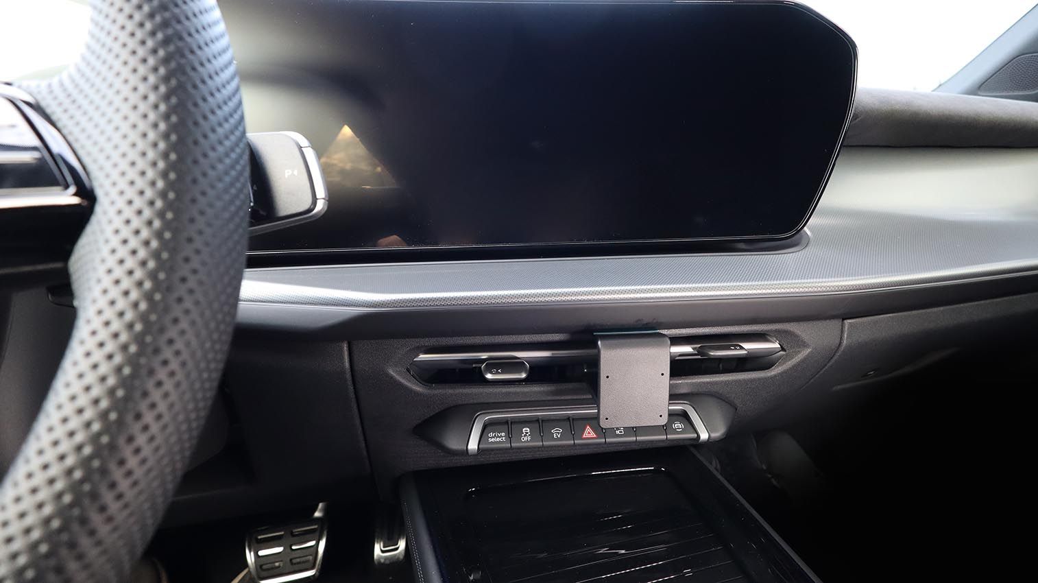Proclip Audi Q3 26- Mitte montage