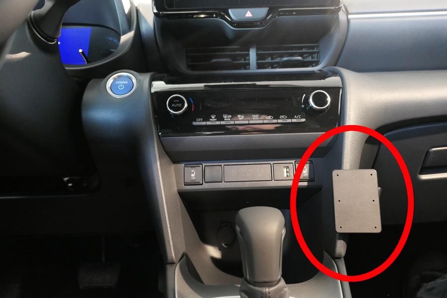 Proclip Toyota Yaris Cross 22- rechts montage